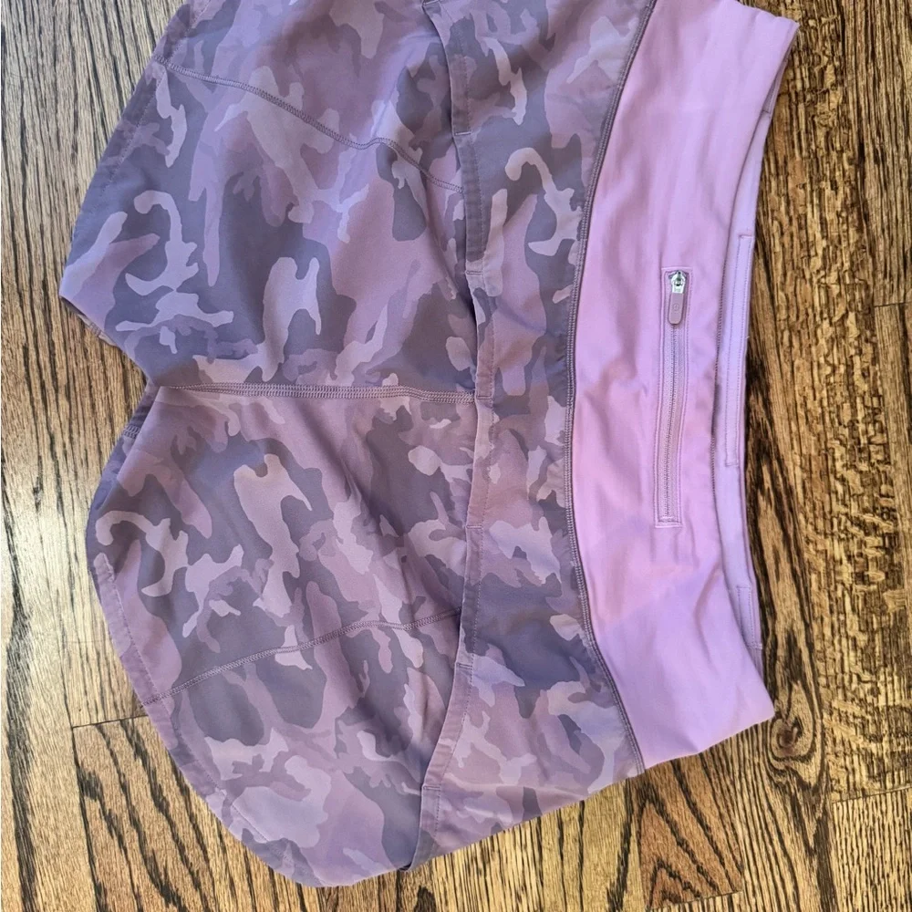 lululemon athletica mauve Camo Athletic Shorts - Picture 2 of 2